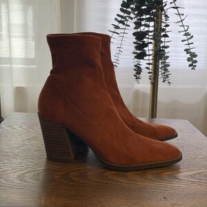Charles By David Mid Calf Heel Suede Rust/Copper s:6